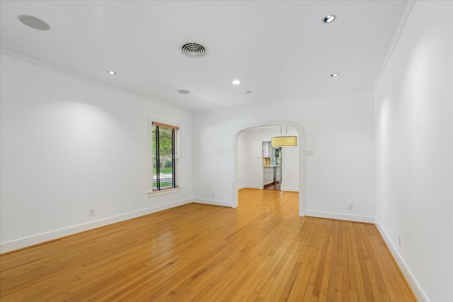 3136 Lafayette Street, Houston, TX 77005