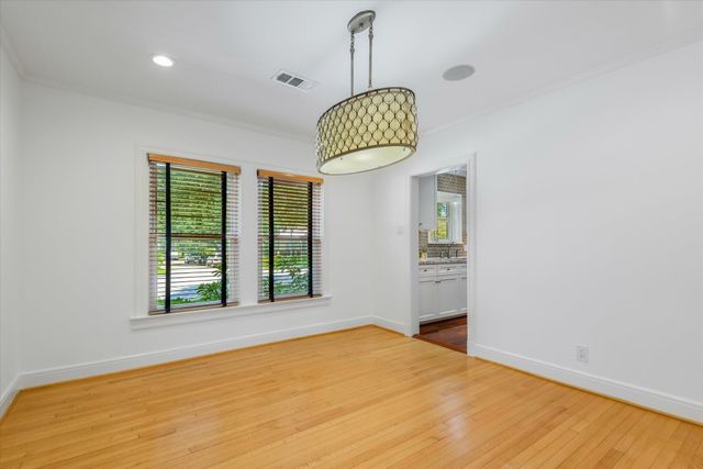 3136 Lafayette Street, Houston, TX 77005