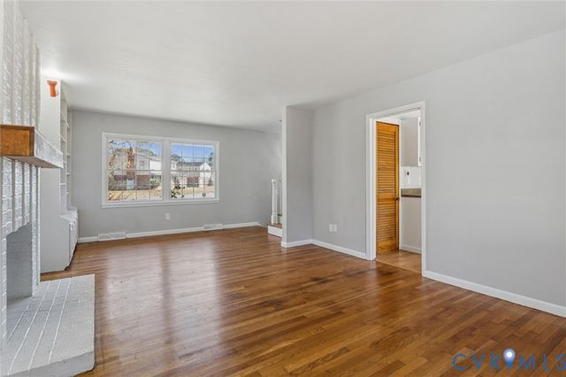 4 Michele Dr, Hampton, VA 23669