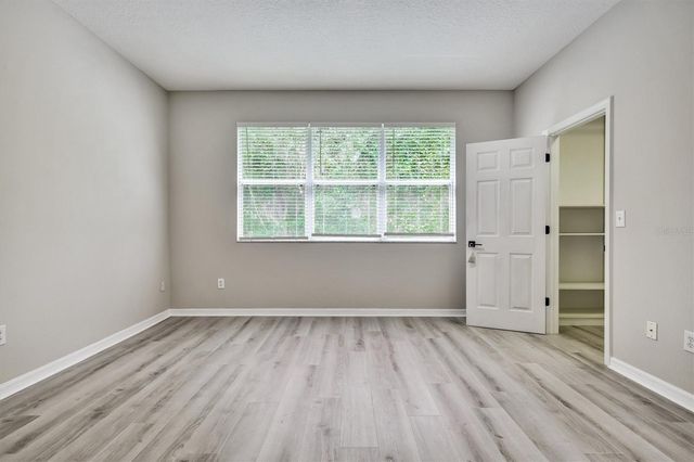 8169 STONE LEAF LANE, Tampa, FL 33647