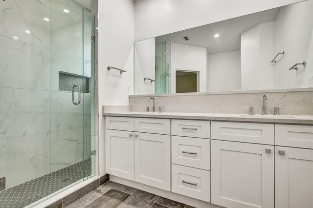 8169 STONE LEAF LANE, Tampa, FL 33647