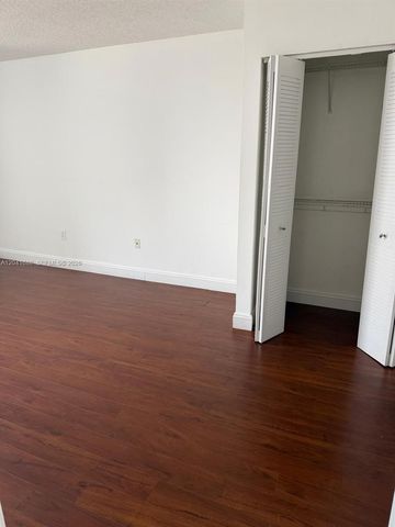 800 N Miami Avenue E1402, Miami, FL 33136