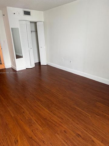 800 N Miami Avenue E1402, Miami, FL 33136