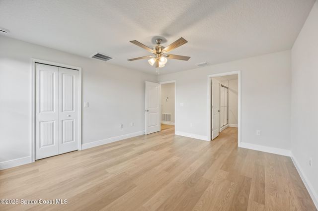 218 Hidden Woods Place, Melbourne, FL 32901