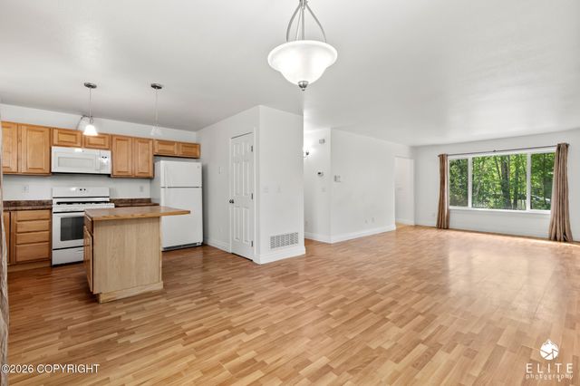 1548 N Pioneer Peak Drive, Wasilla, AK 99654