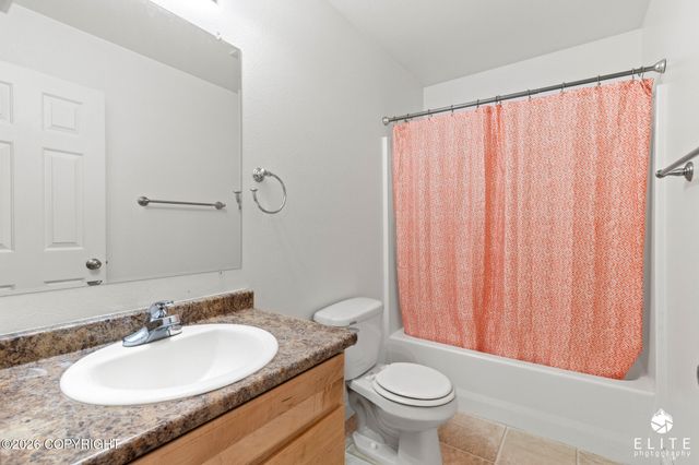 1548 N Pioneer Peak Drive, Wasilla, AK 99654
