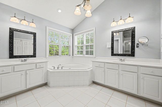 1808 Abby Knoll Drive, Apex, NC 27502