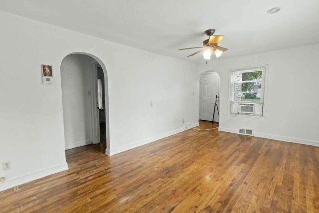 4703 W Villard AVENUE, Milwaukee, WI 53218