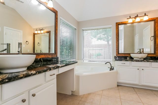 13207 Castlecombe Drive, Houston, TX 77044