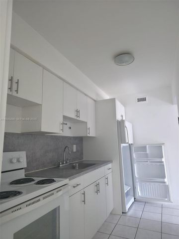 1610 Liberty St 3, Hollywood, FL 33020