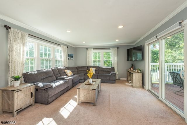 3 Woodlawn Ter, Cedar Grove Twp., NJ 07009
