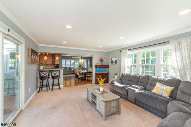 3 Woodlawn Ter, Cedar Grove Twp., NJ 07009