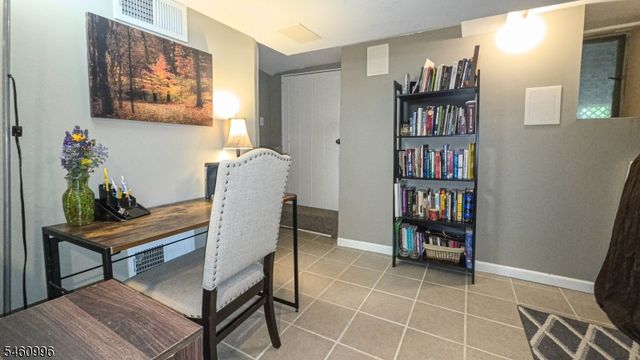 3 Woodlawn Ter, Cedar Grove Twp., NJ 07009