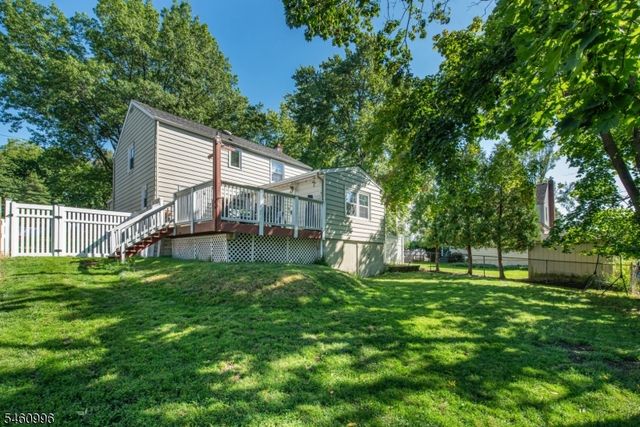 3 Woodlawn Ter, Cedar Grove Twp., NJ 07009