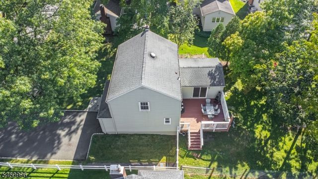 3 Woodlawn Ter, Cedar Grove Twp., NJ 07009