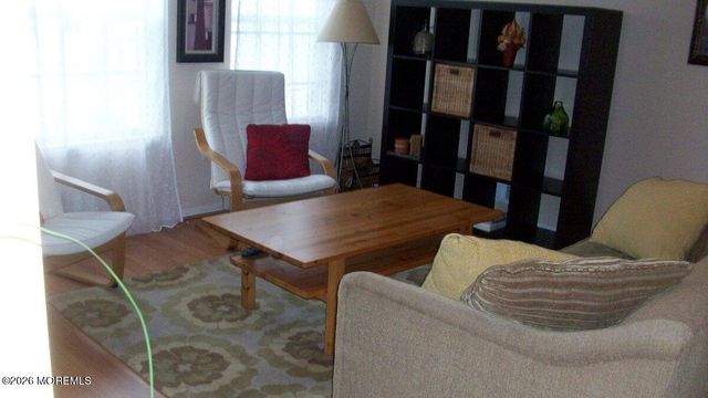 16 Puchala Drive, Parlin, NJ 08859