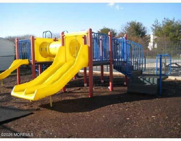 16 Puchala Drive, Parlin, NJ 08859