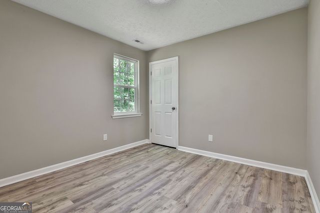 288 Winthrop Drive, Sharpsburg, GA 30277