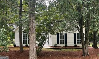 288 Winthrop Drive, Sharpsburg, GA 30277