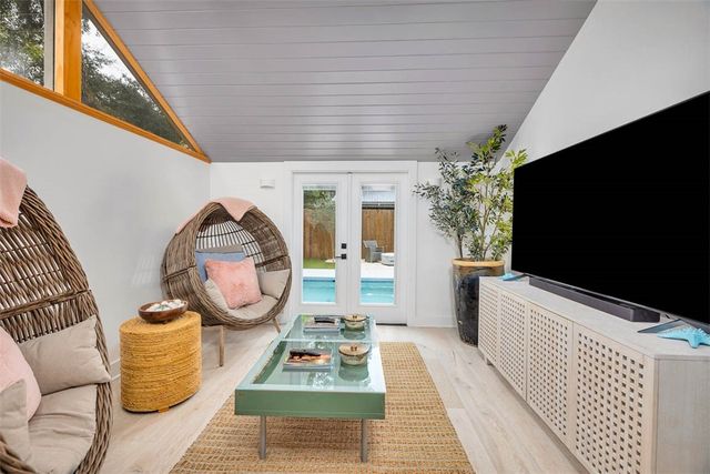 113 Peachtree Street, St Simons Island, GA 31522