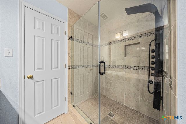 305 W Blancas Drive, Copperas Cove, TX 76522