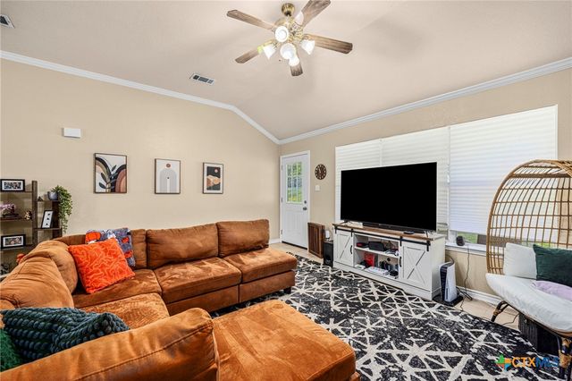 305 W Blancas Drive, Copperas Cove, TX 76522