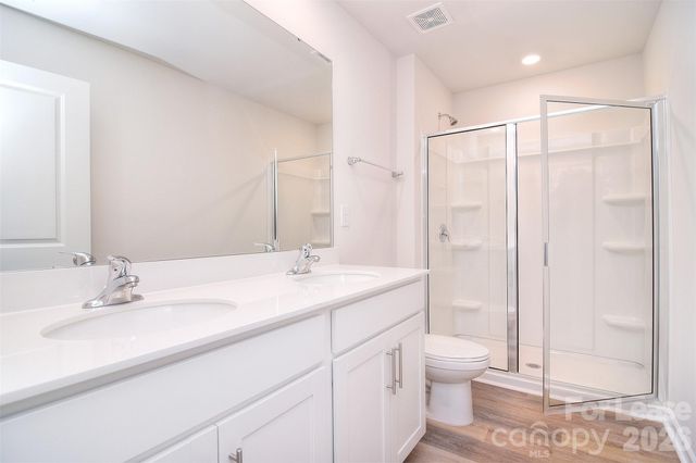 5155 Hyrule Drive, Charlotte, NC 28262