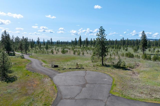 5101 W Morning Ln, Spokane, WA 99224