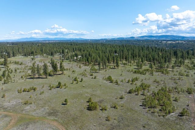 5101 W Morning Ln, Spokane, WA 99224