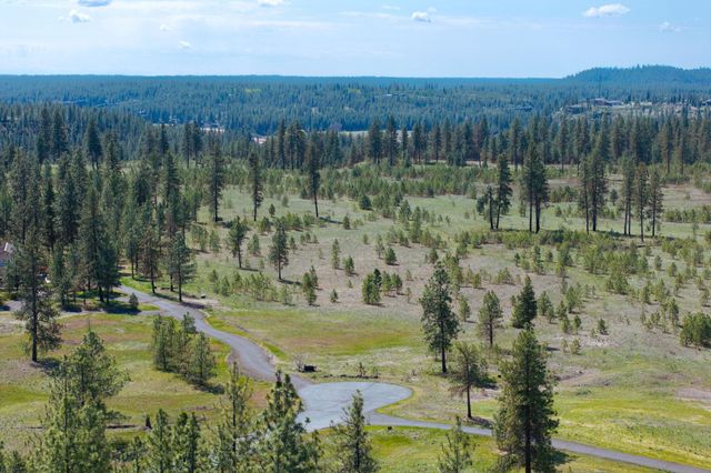 5101 W Morning Ln, Spokane, WA 99224