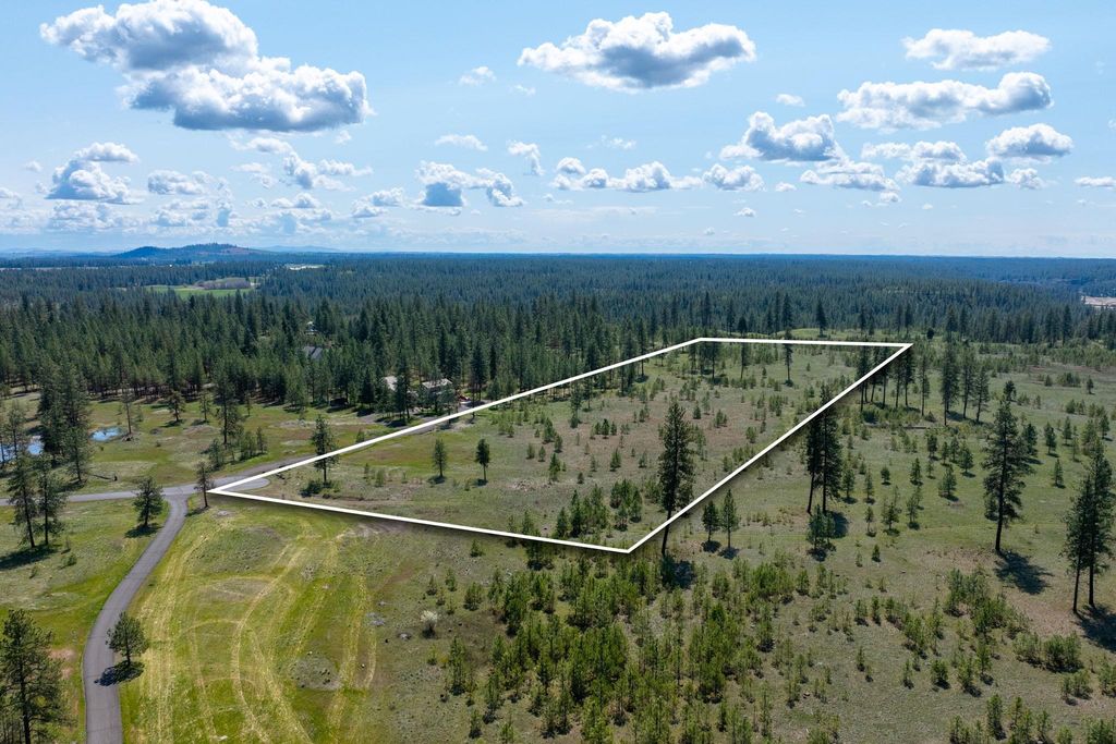 5101 W Morning Ln, Spokane, WA 99224