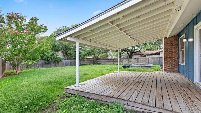 4606 Crest Land, San Antonio, TX 78217