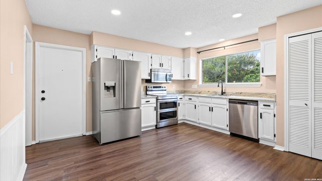 4606 Crest Land, San Antonio, TX 78217
