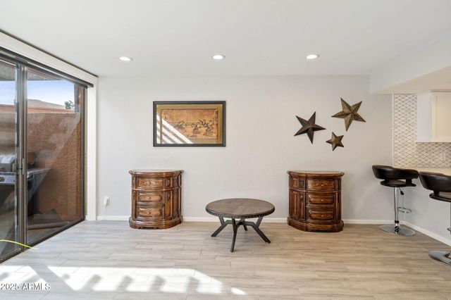 7401 N SCOTTSDALE Road 24, Paradise Valley, AZ 85253