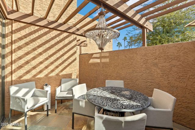 7401 N SCOTTSDALE Road 24, Paradise Valley, AZ 85253