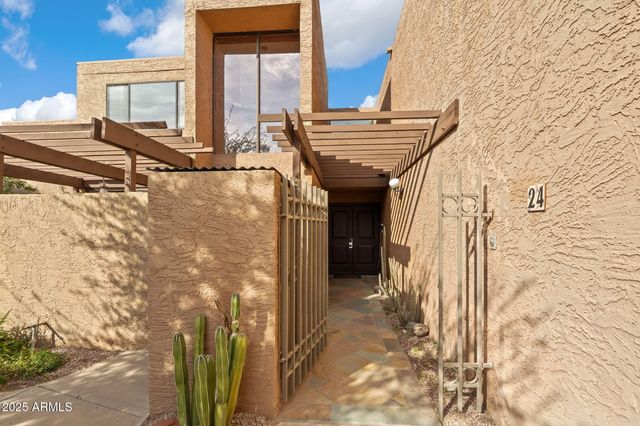 7401 N SCOTTSDALE Road 24, Paradise Valley, AZ 85253