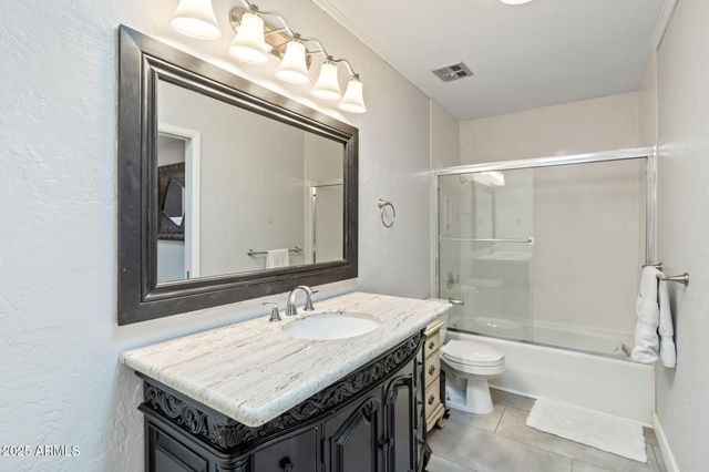 7401 N SCOTTSDALE Road 24, Paradise Valley, AZ 85253