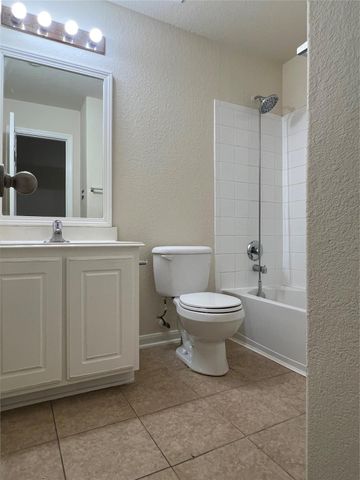 839 Westwood Glen Lane, Houston, TX 77047