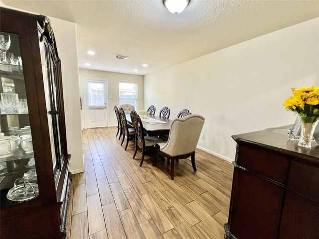 839 Westwood Glen Lane, Houston, TX 77047