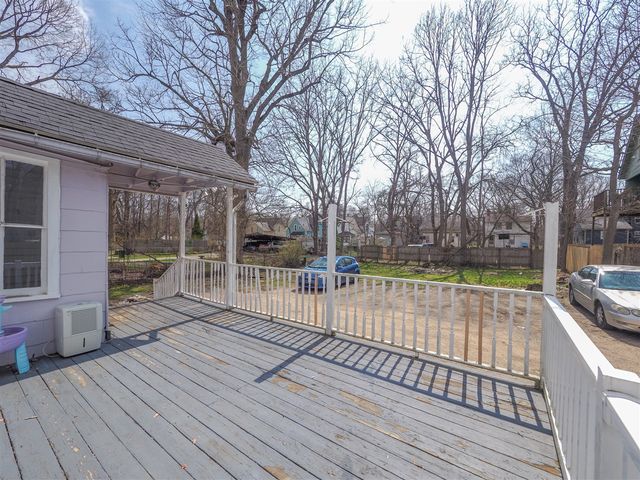 731 Village Street, Kalamazoo, MI 49008