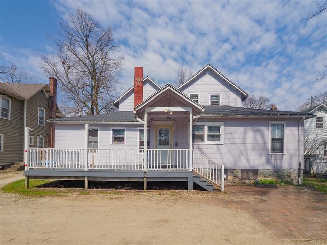 731 Village Street, Kalamazoo, MI 49008