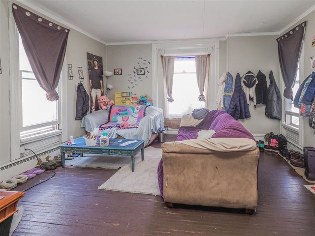 731 Village Street, Kalamazoo, MI 49008