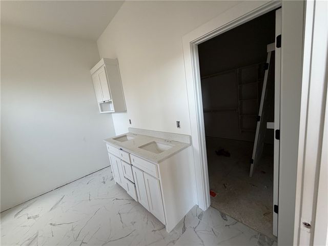 15 Skipton Drive, Bella Vista, AR 72714