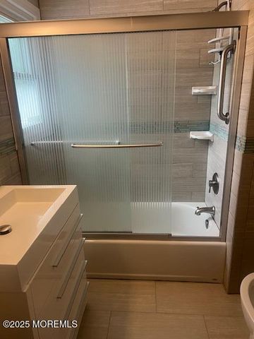 8 Roseld Court, Deal, NJ 07723