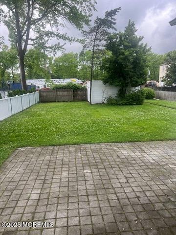 8 Roseld Court, Deal, NJ 07723