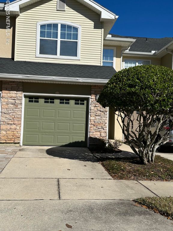 3750 SILVER BLUFF Boulevard 402, Orange Park, FL 32065