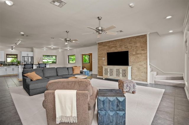 204 Yellow Creek Trail, Crockett, TX 75835