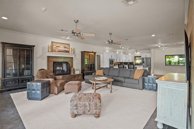 204 Yellow Creek Trail, Crockett, TX 75835