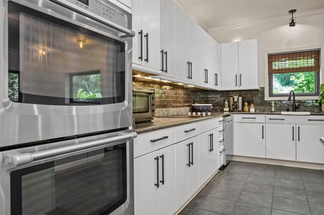 204 Yellow Creek Trail, Crockett, TX 75835