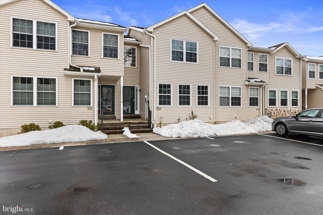 804 YORKVIEW DRIVE, Mechanicsburg, PA 17055